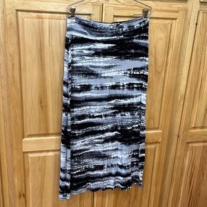 Kenzie black/grey/white t-shirt soft skirt L.